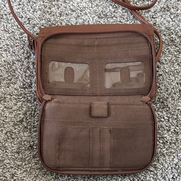 Fossil Tan/Brown Leather Crossbody Bag - Picture 8 of 13